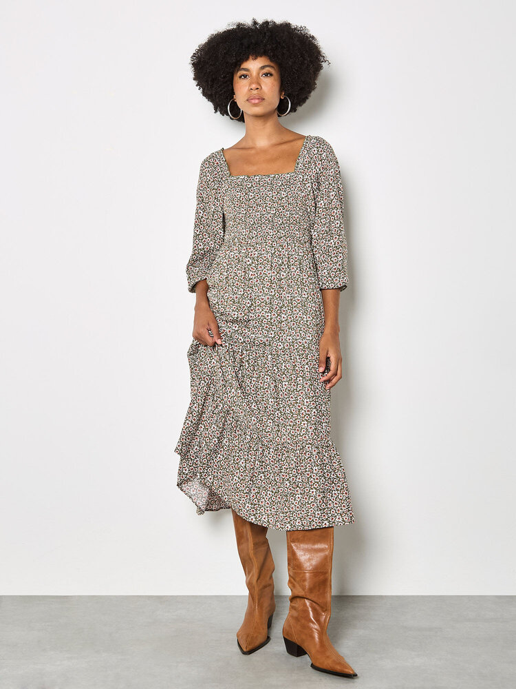 Apricot Apricot - Tiered Smocked Floral Ditsy Dress