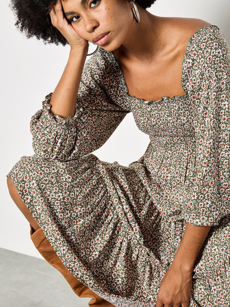 Apricot Apricot - Tiered Smocked Floral Ditsy Dress