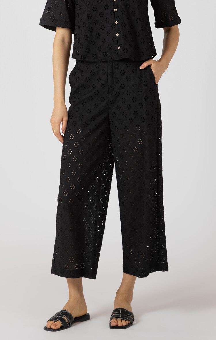 Black Tape Black Tape - Eyelet Embroidery Pant