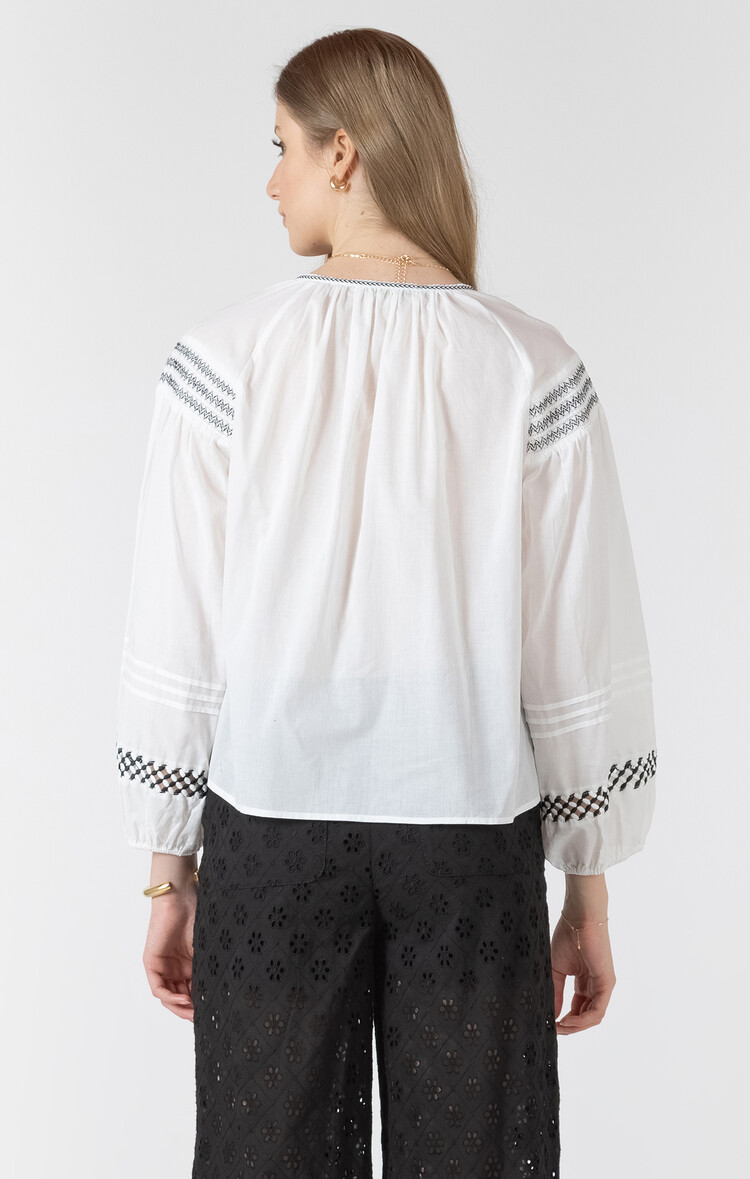 Black Tape Black Tape - Embroidered 3/4 Slv Detailed Top