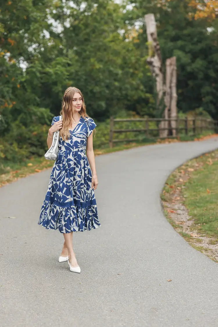 Papillon Papillon - Floral Dress w Button Front