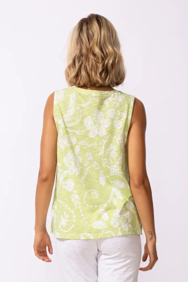 Escape Escape -Printed Floral Crew Tank