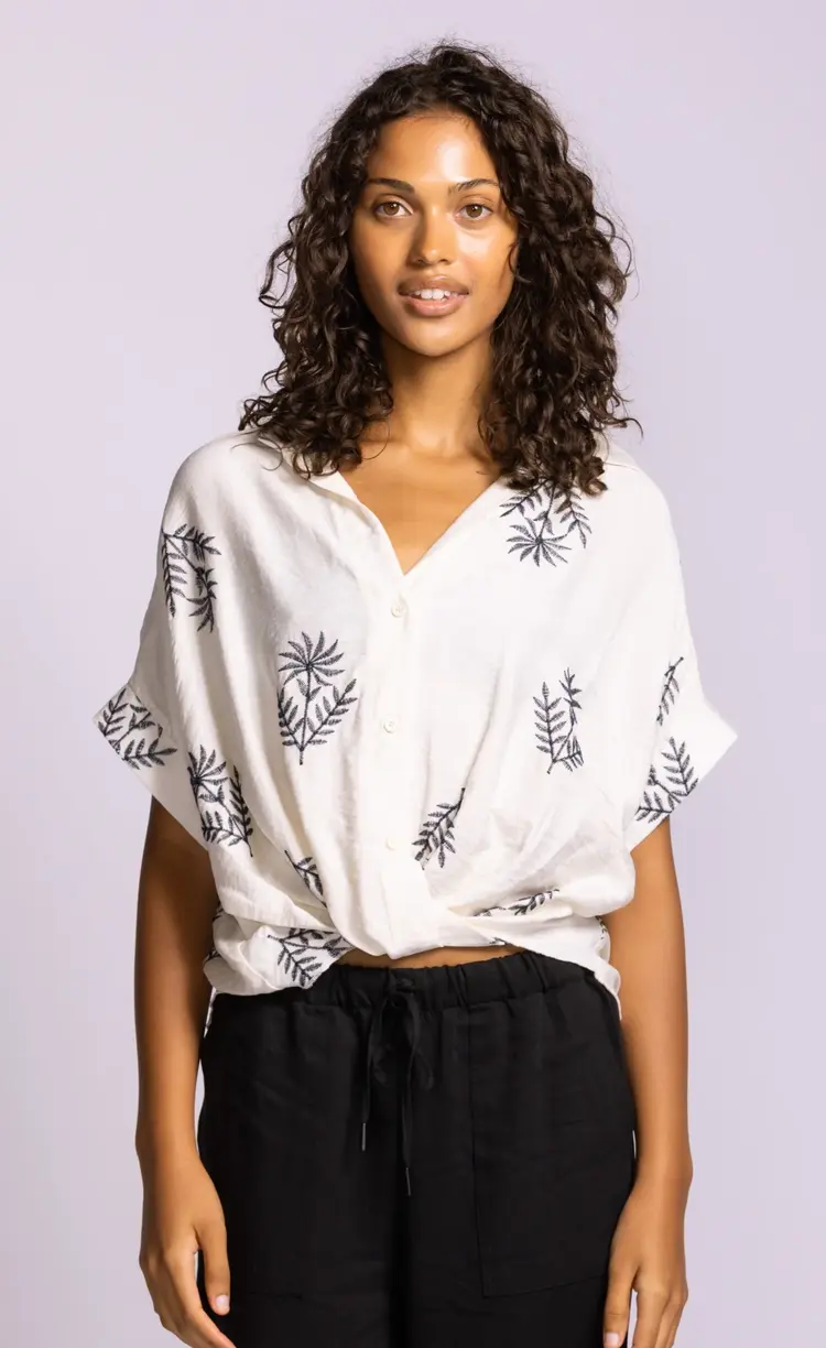Pink Martini Pink Martini - REESE SS  Collared  Twist Bottom Top