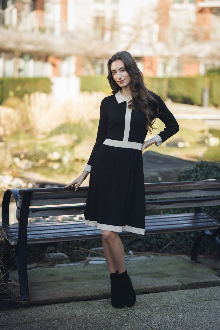 Papillon Papillion - Collared Knit Dress