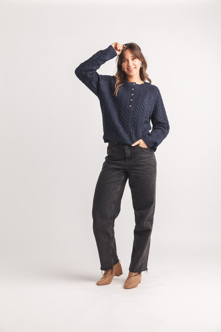 Papillon Papillion - Henley Cable Sweater