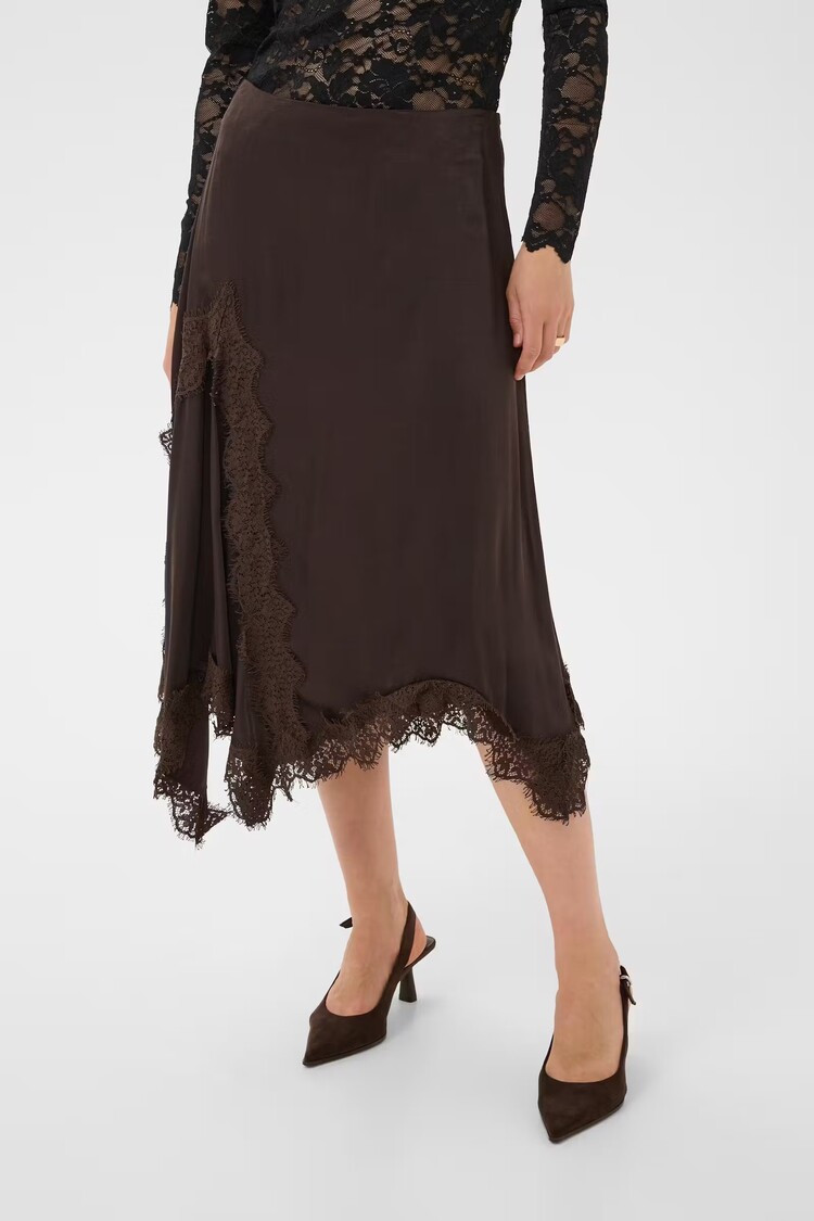 Cream Cream - CONFIR Skirt w/ Lace Detail