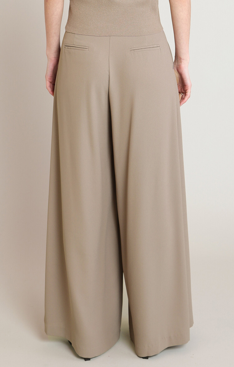 Black Tape Black Tape - High Waisted Pleat Pants