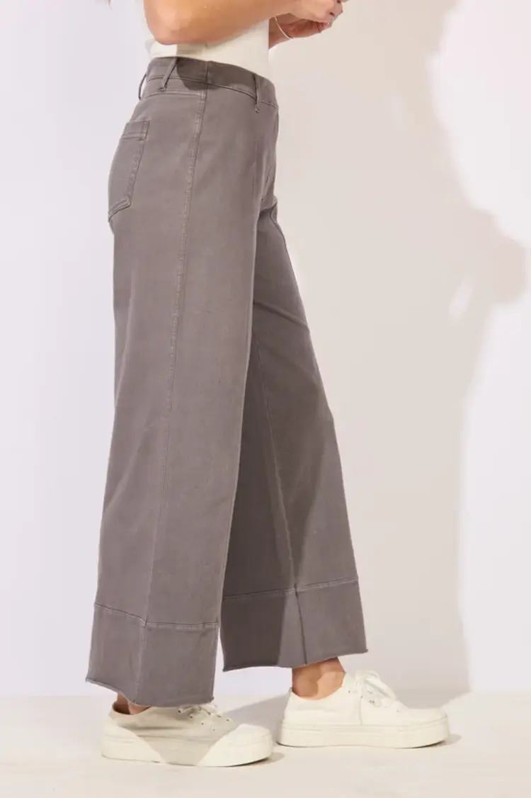 Escape Escape - Pull On Relaxed Leg Jean