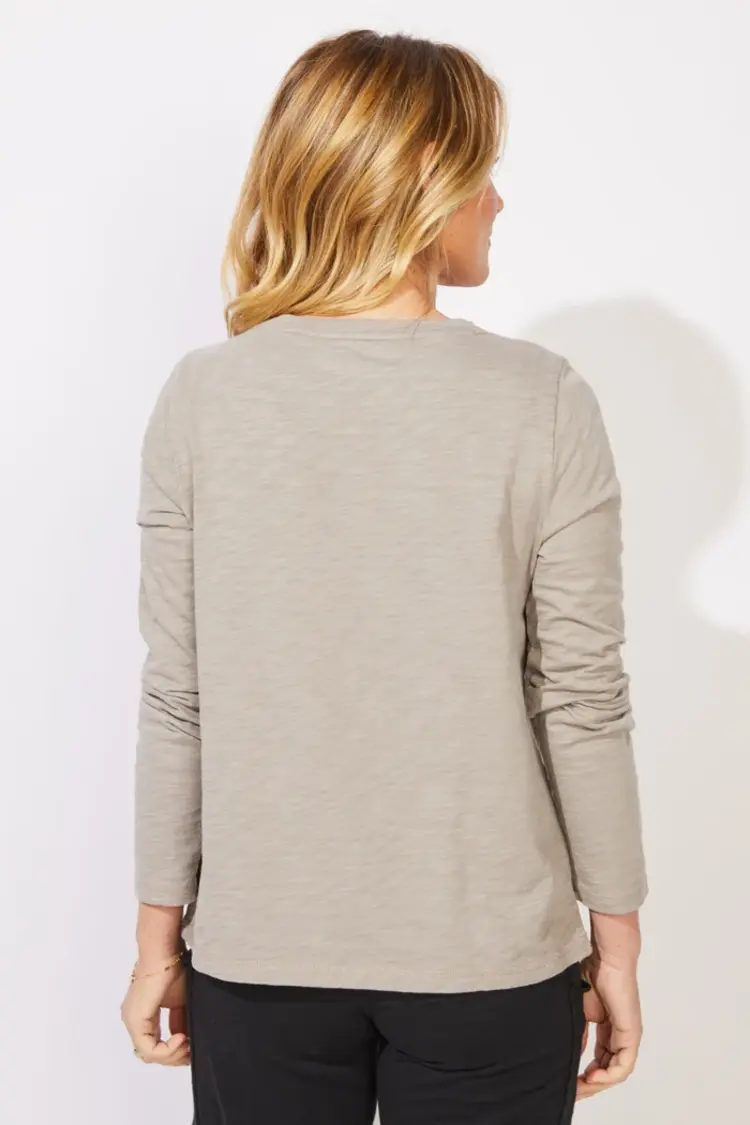 Escape Escape - LS Crew Tee Sneaky Cat