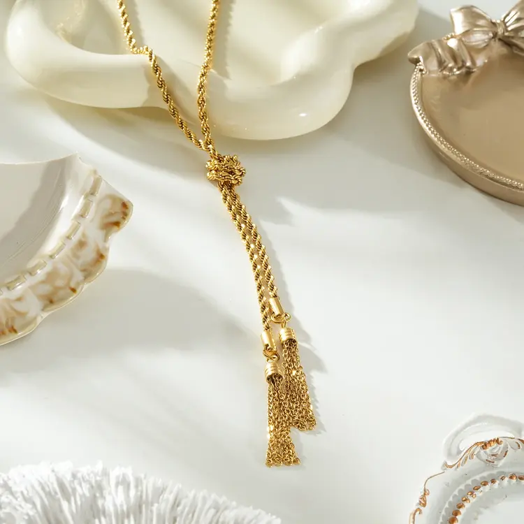 Hackney Nine Hackney Nine - PIO Necklace Gold