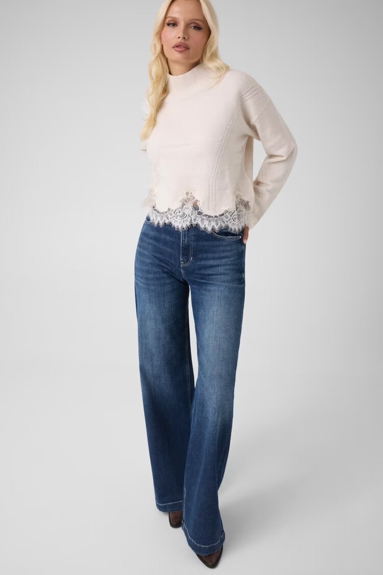 Guess Guess? -  LS Hayden Lace Sweater