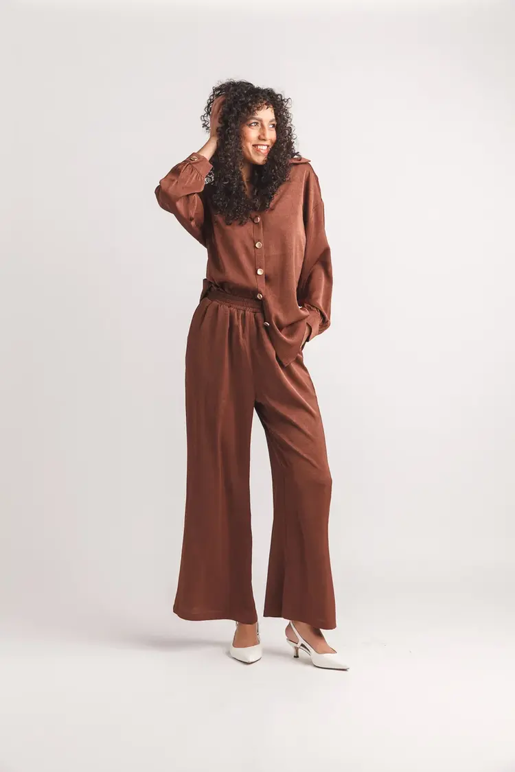 Papillon Papillon - Satin Wide Leg Pant w/Elastic Waist