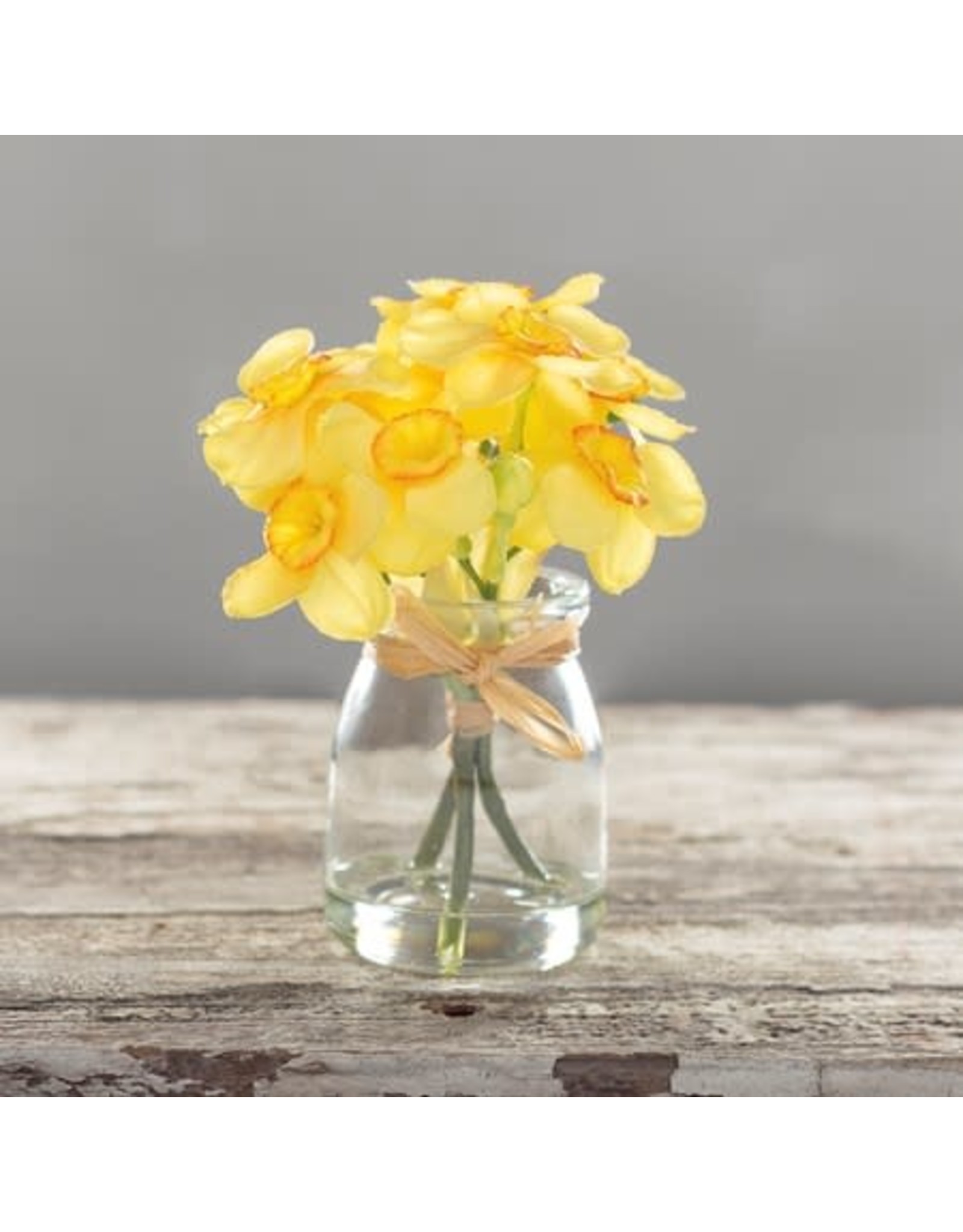109932 Vase Yellow Narcissus