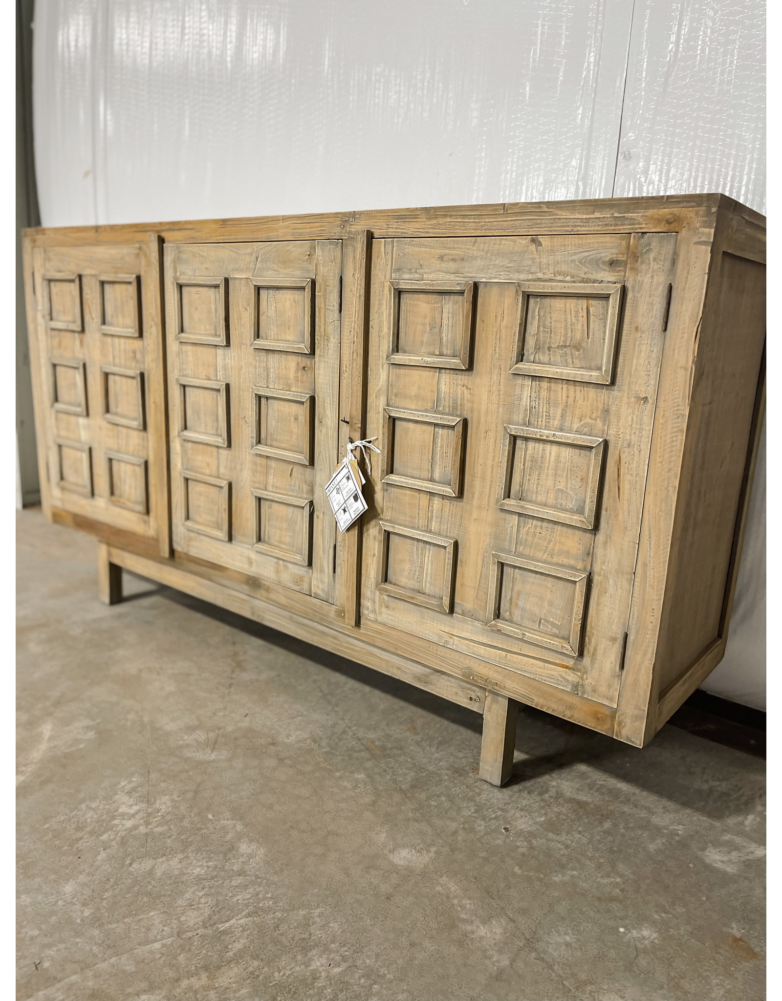 CAB173 Old World Sideboard 3Drs 72x18.1x40.1"H