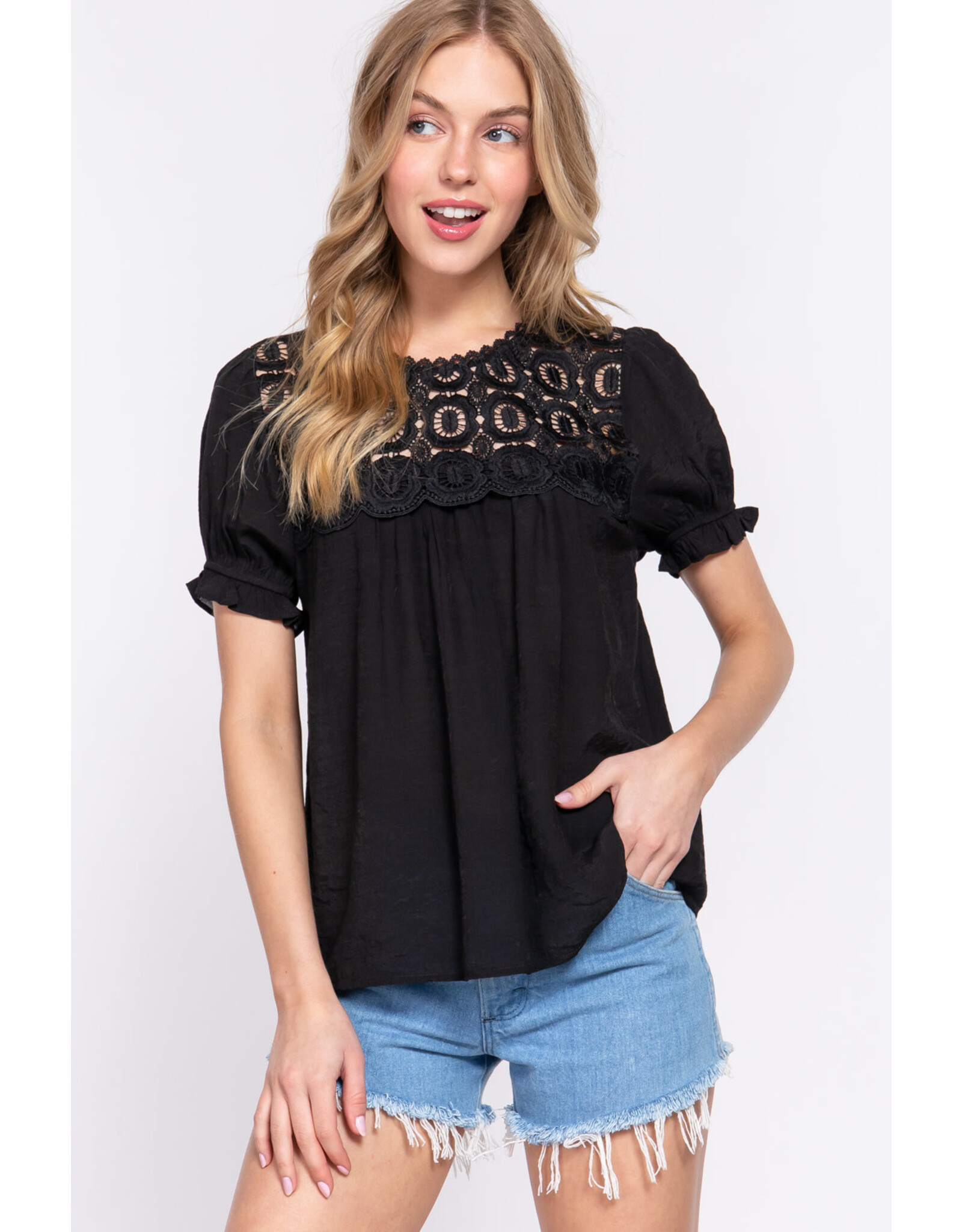 S/S Crochet Lace Panel Top T13519