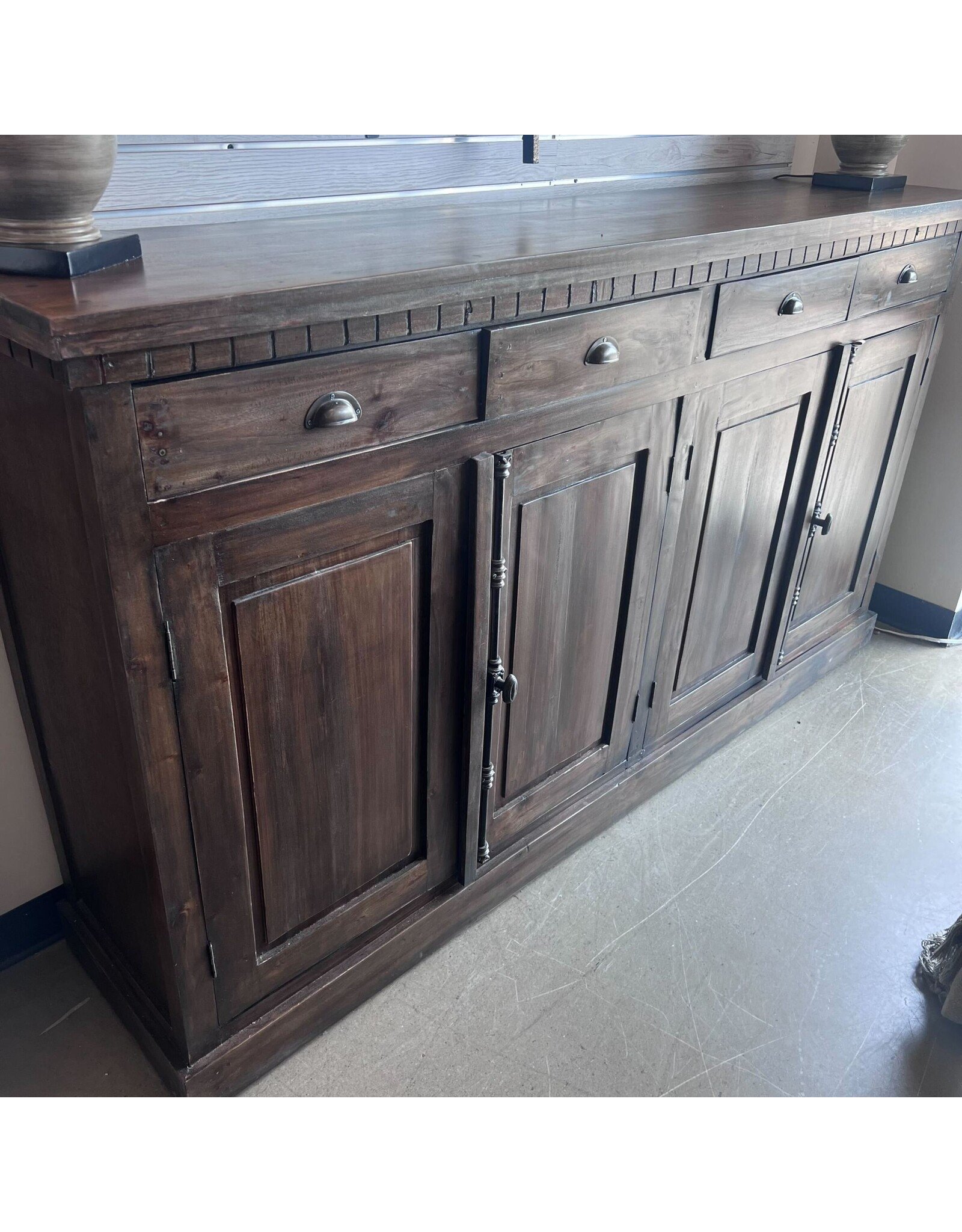 CAB282 Large Credenza 4 Drw w Bvld Pnls 4 dRw W/RG 81.8x17.7x44.8