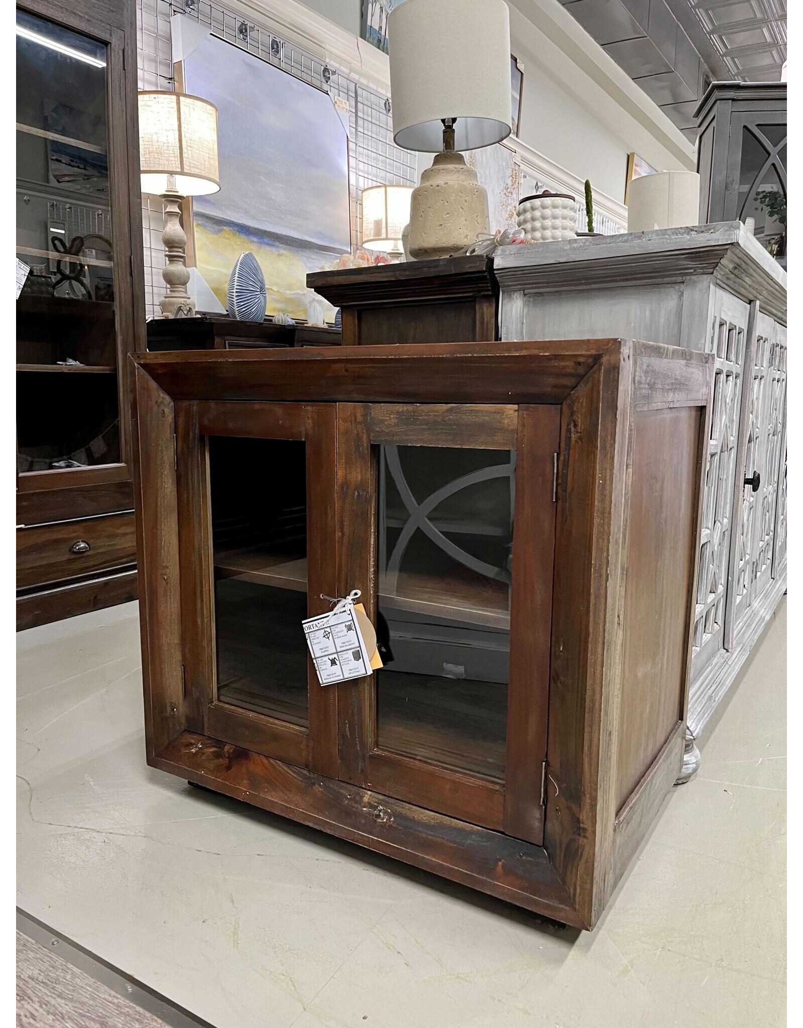 CAB354 Glazed Accent Cabinet 33.8 x 20.8 x 31.8'H