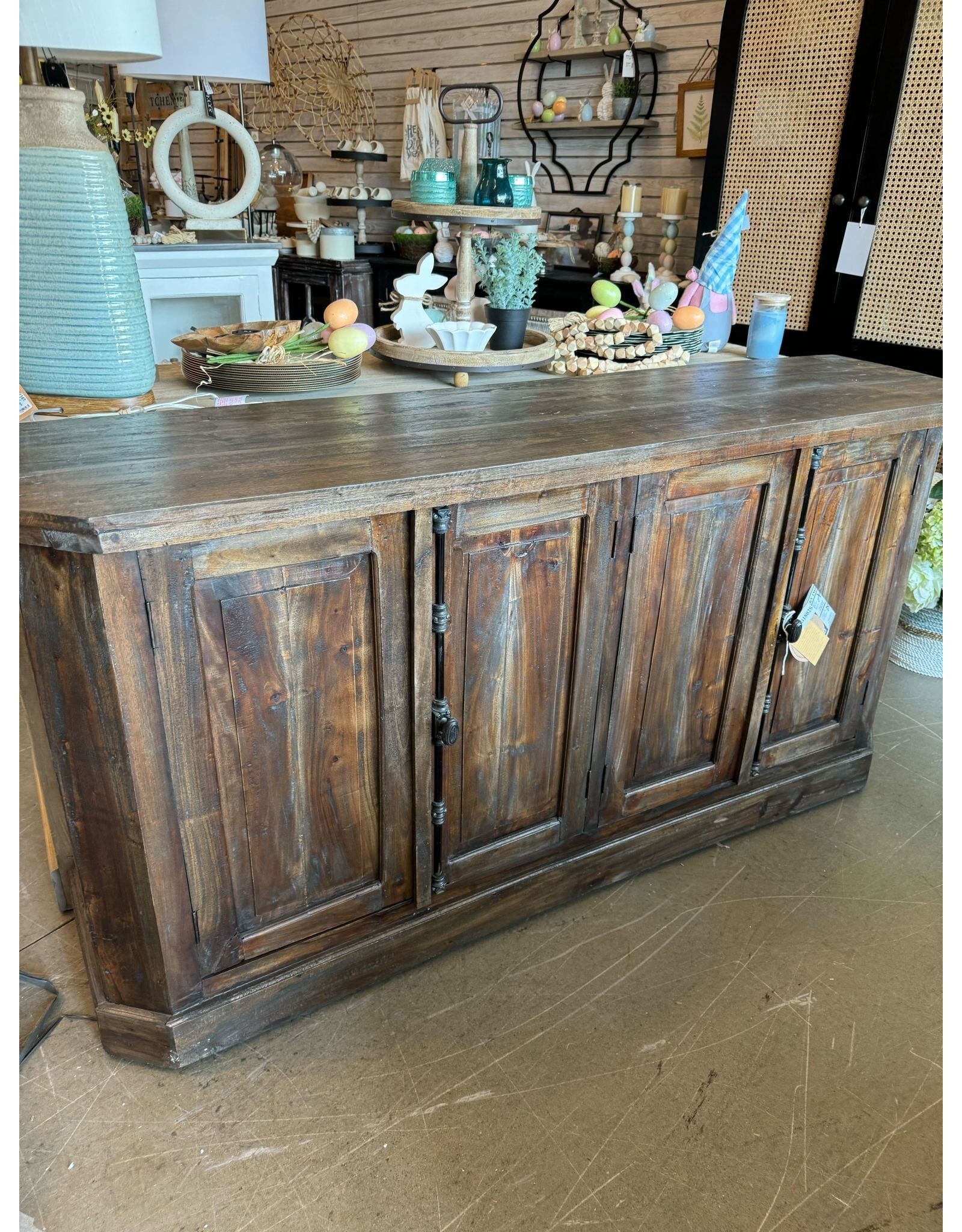 CAB1802 Traditional Farmhouse Sideboard 4 Panel DR 70.1x17.7x36.2