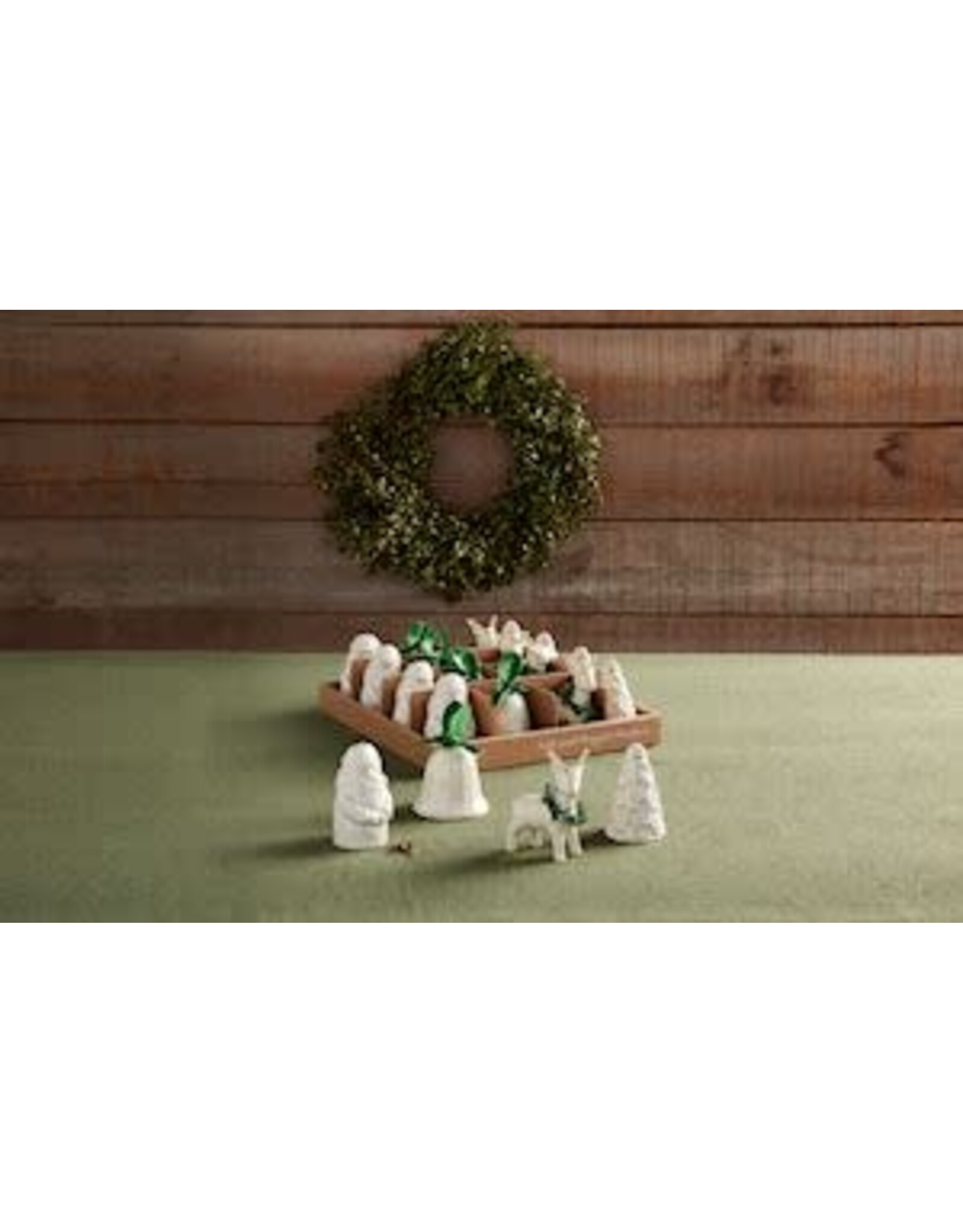 White Christmas Salt & Pepper Shakers  each 40250168