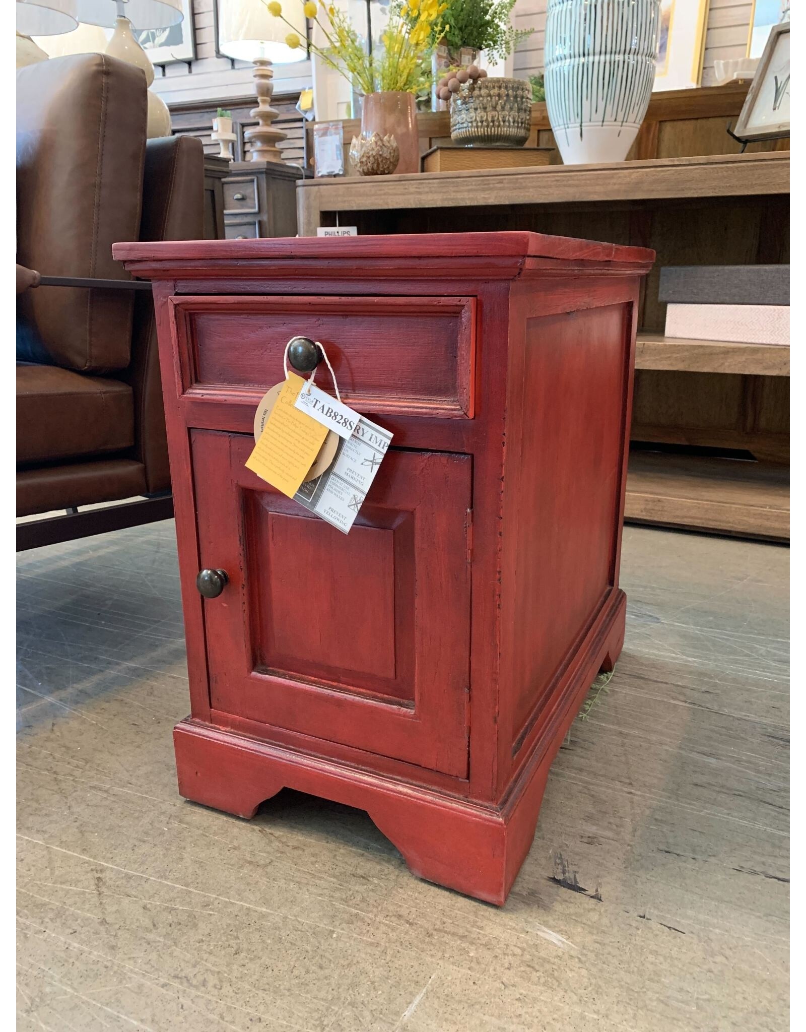 TAB828 End Table 1Drw w/1dr Raised Panel 16.1x24.3x24.3"H