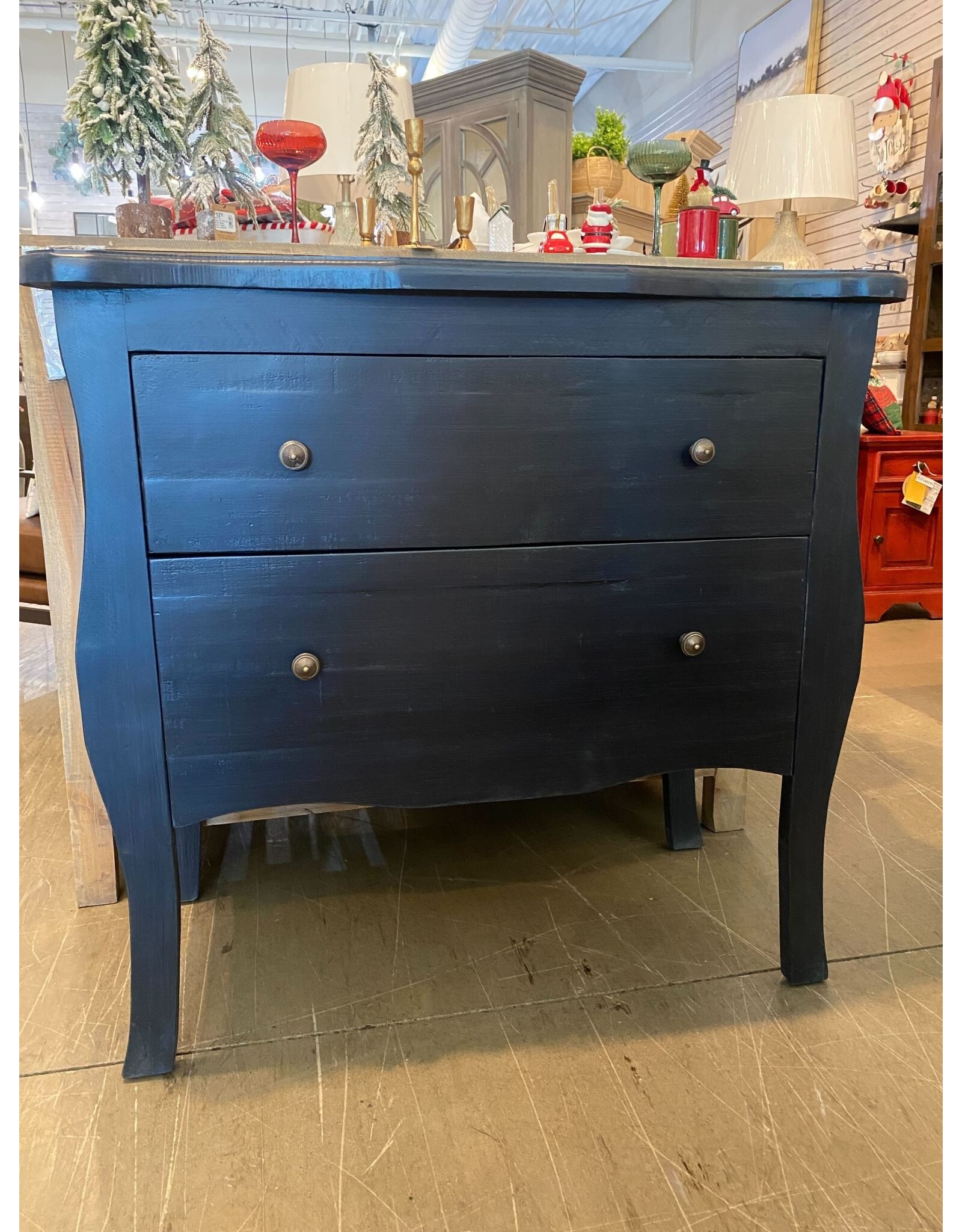 CN330 SMALL ACCENT CONSOLE 37×14×36in MB