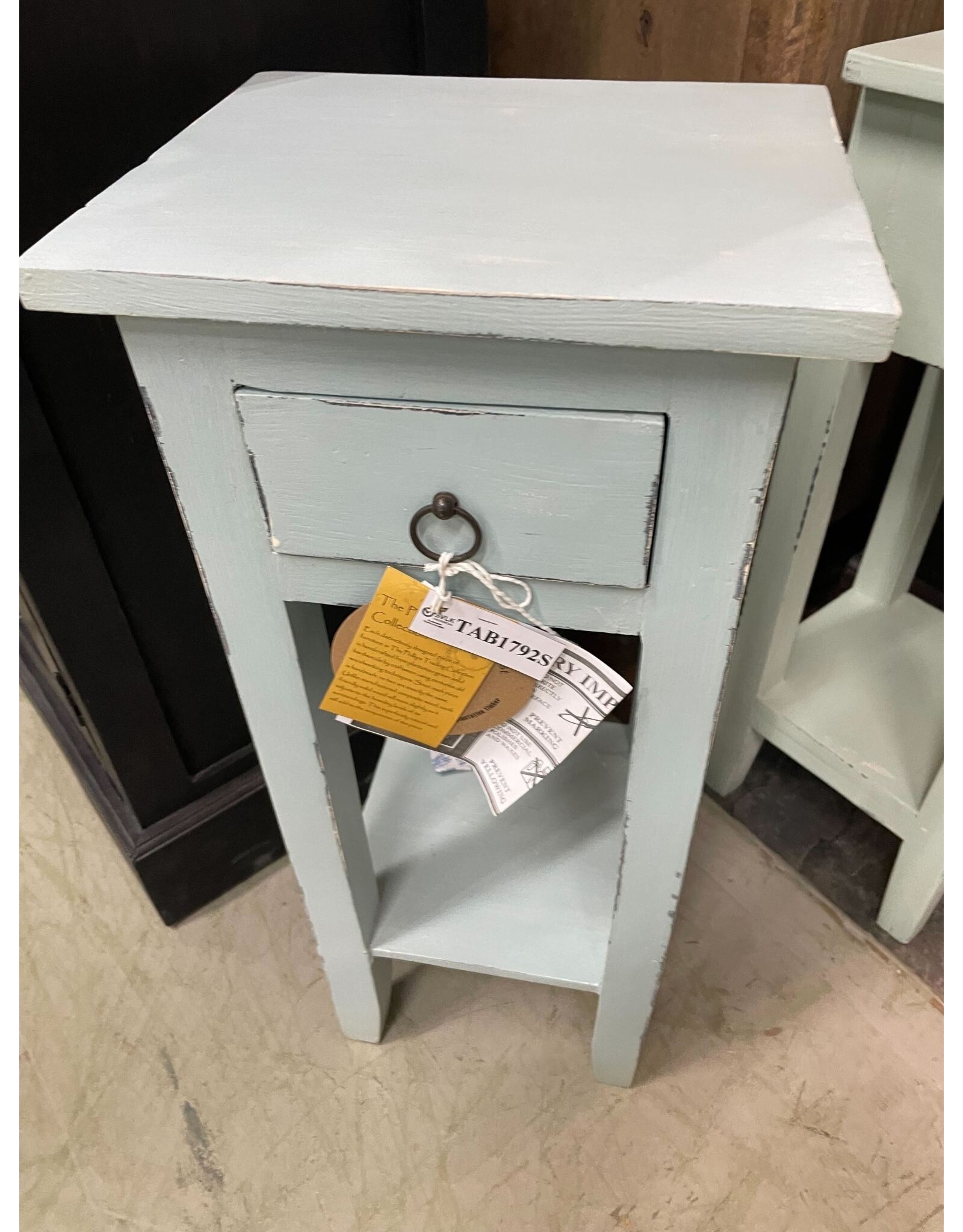 TAB1792 Side Table 11.5Wx25.5H