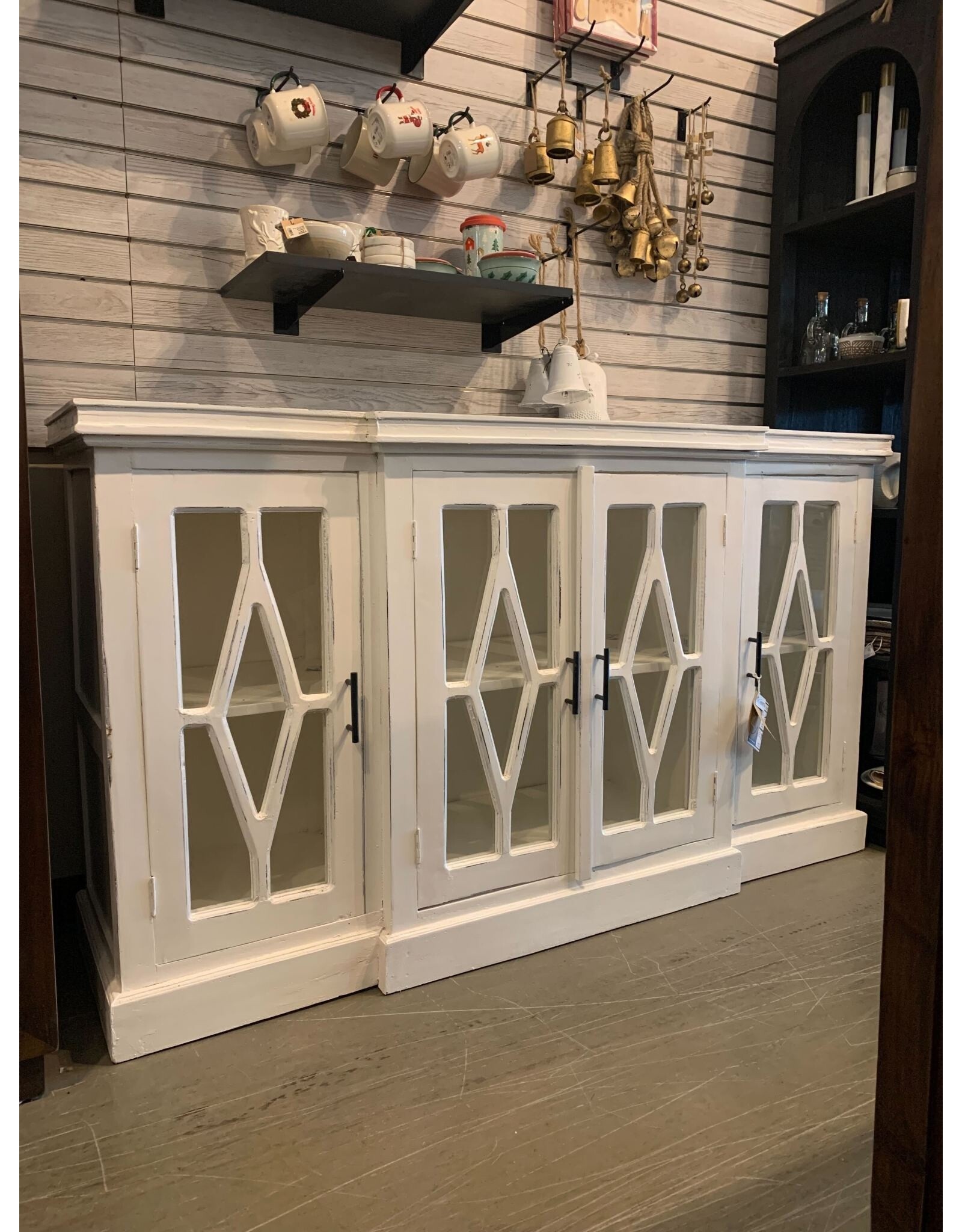 CAB587 Winston Crdnza 4GD 66.1x18.5x38.2"H