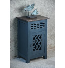 CHE507 End Table 17.3x13x28.3"H