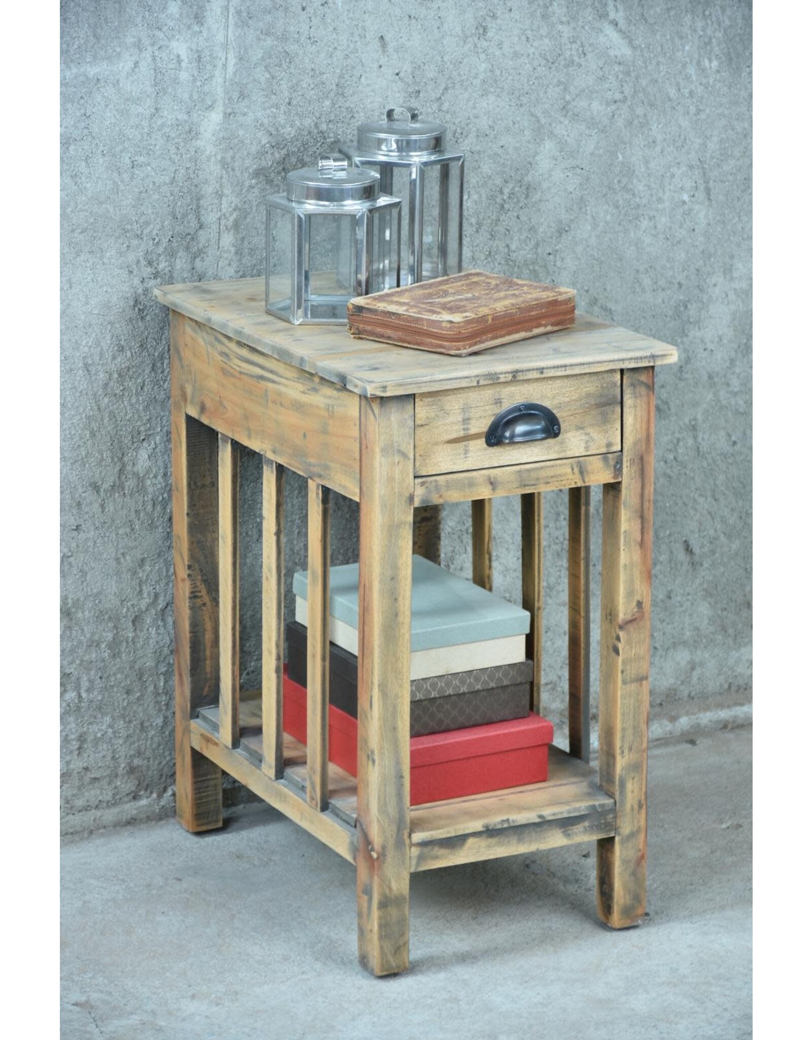 TAB197 End Table 1Drw 13.6x18.8x24"H