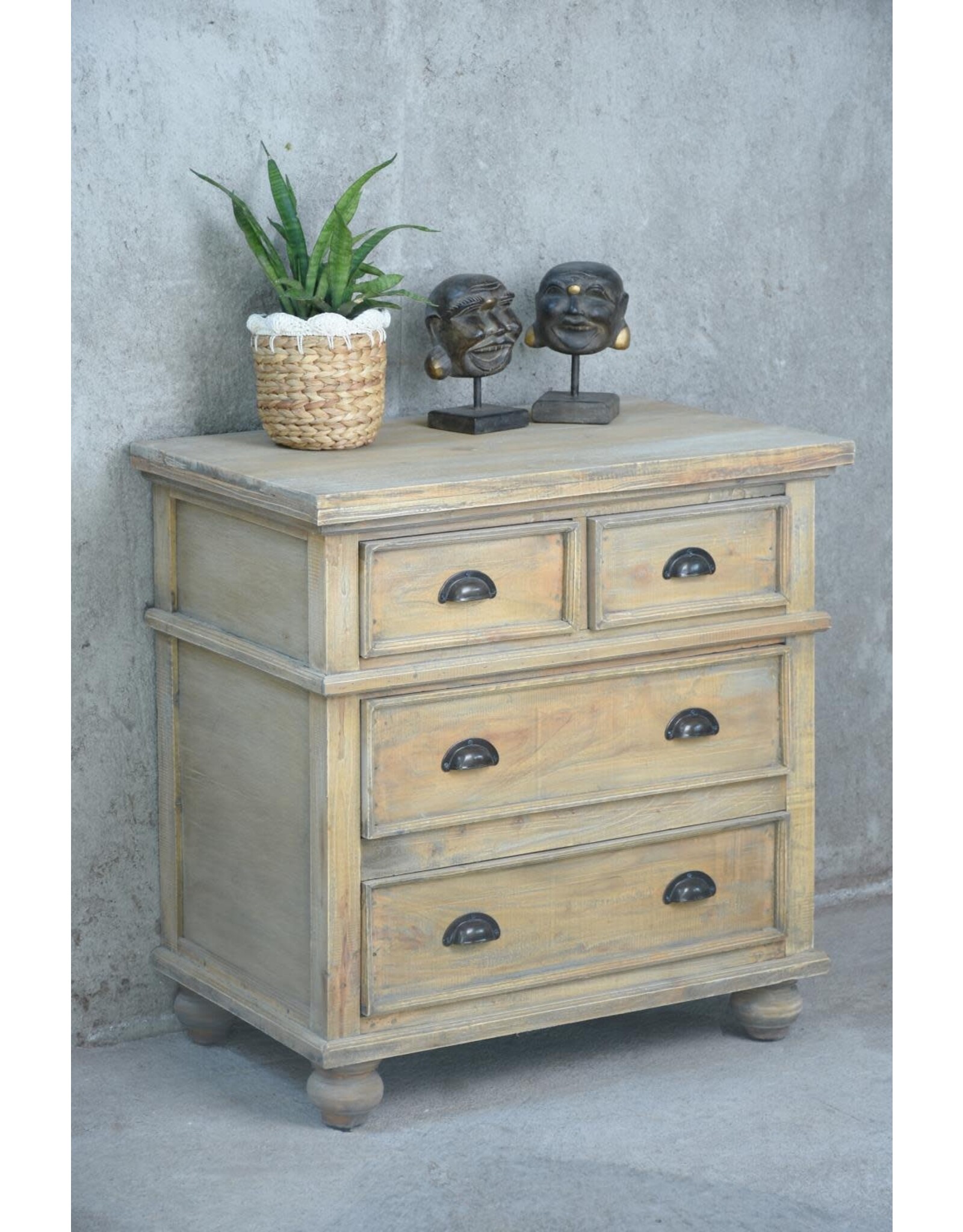 TAB382 Charleston Nightstand 4drwr 32.2x18.8x31.1"H