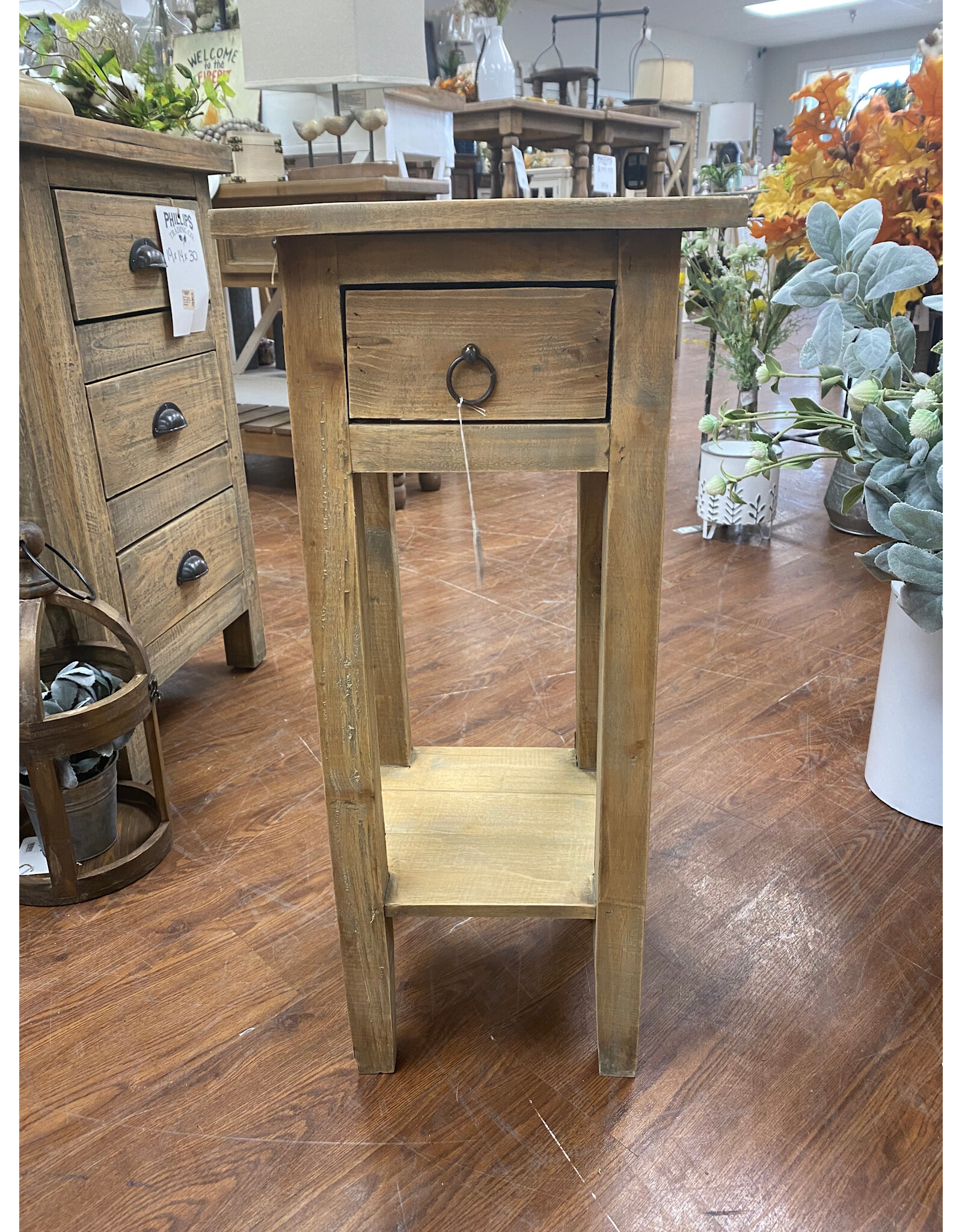 TAB1792 Side Table 11.5Wx25.5H