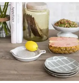 2.5 Qt Hammered Glass Jar w/ Lid AH3357