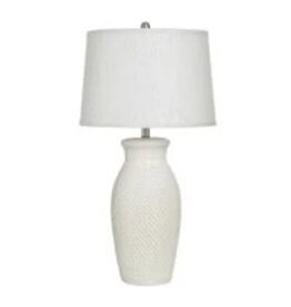 CREAM | Ceramic Table Lamp | 32in ht. X 17in w. X 17in d. KHL334853