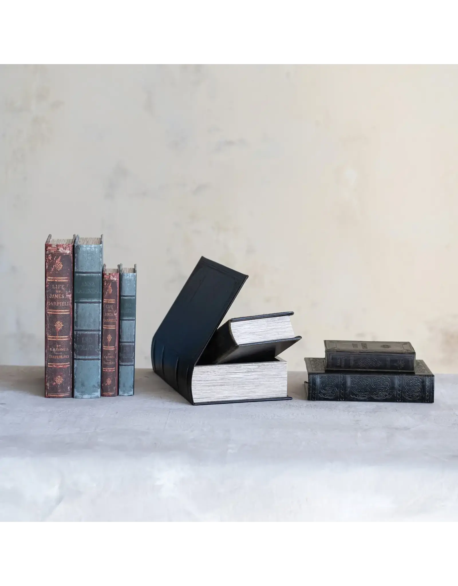 Faux Leather Book Storage Box DG0466