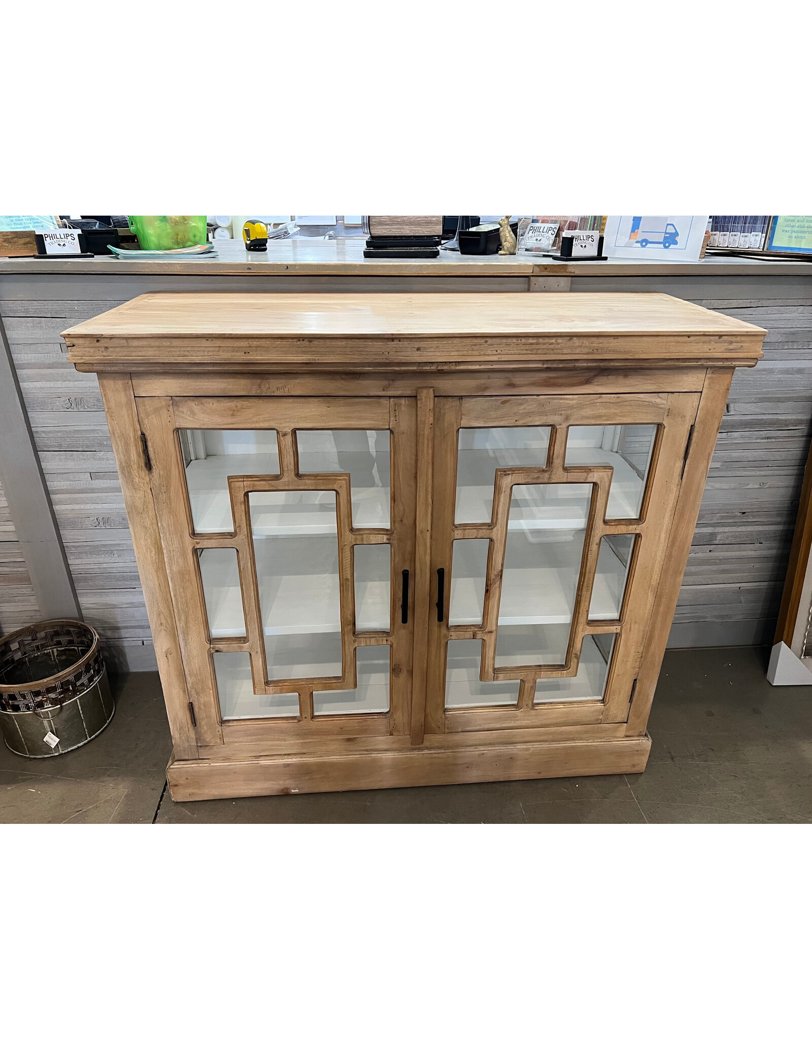 CAB1772 Magnolia Curio 42.5x17.7x39.7"H