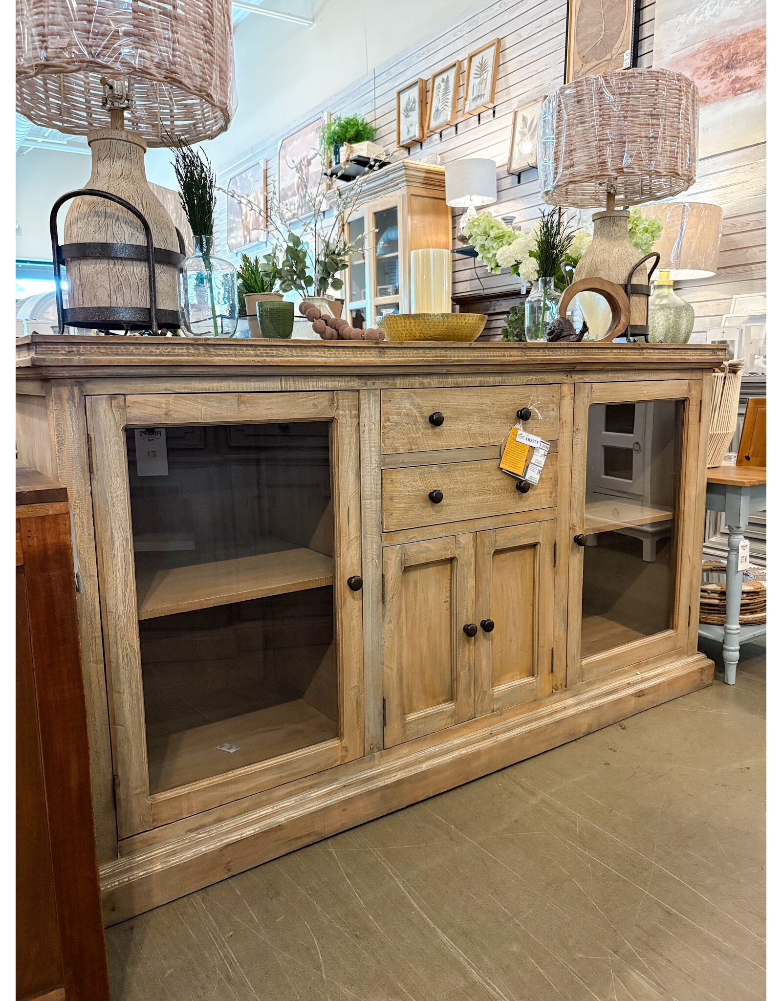 CAB392 Richmond Credenza 71.6x22x40.1"H