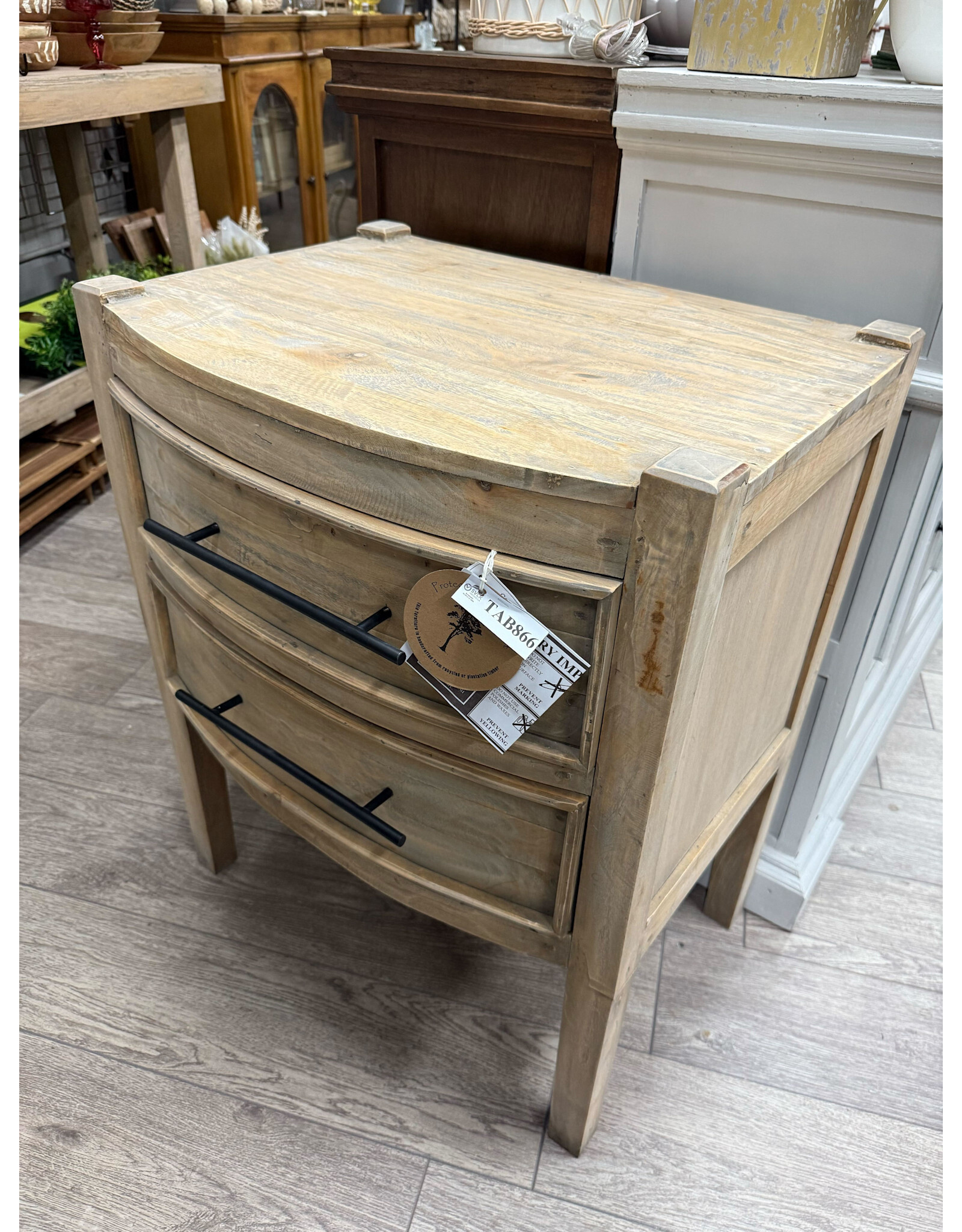 TAB866 Saybrook Nightsand 2drw w/RG 26x18.8x31.8"H