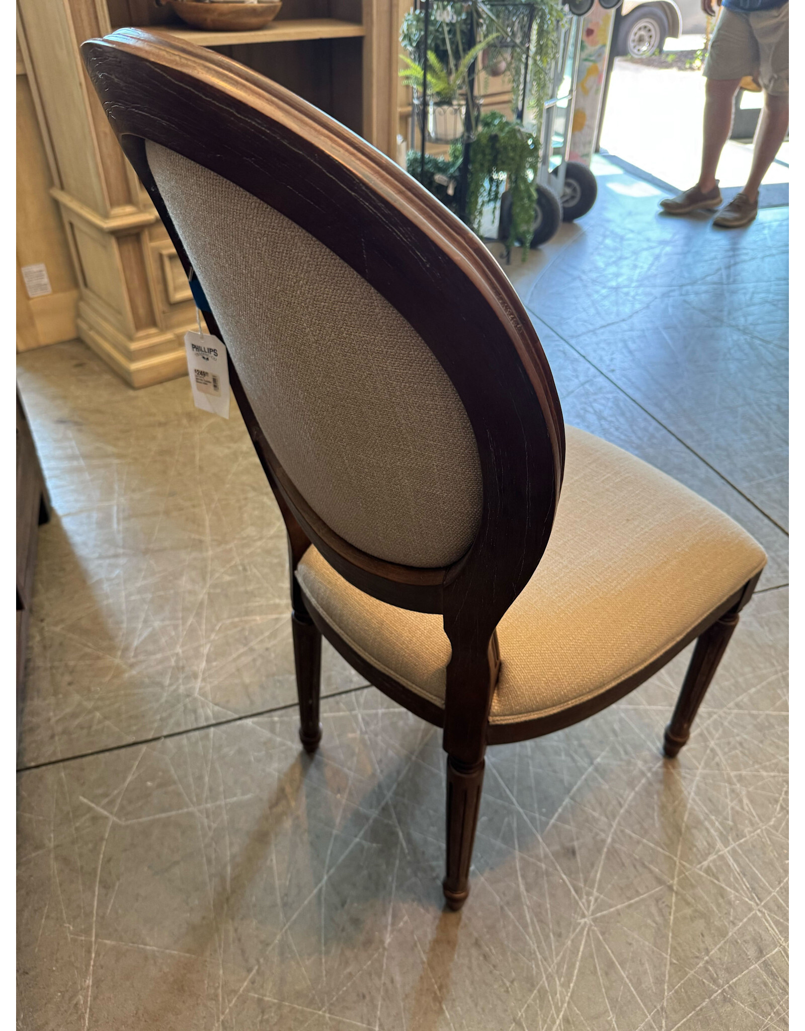 48219x Tumbler Brown chair