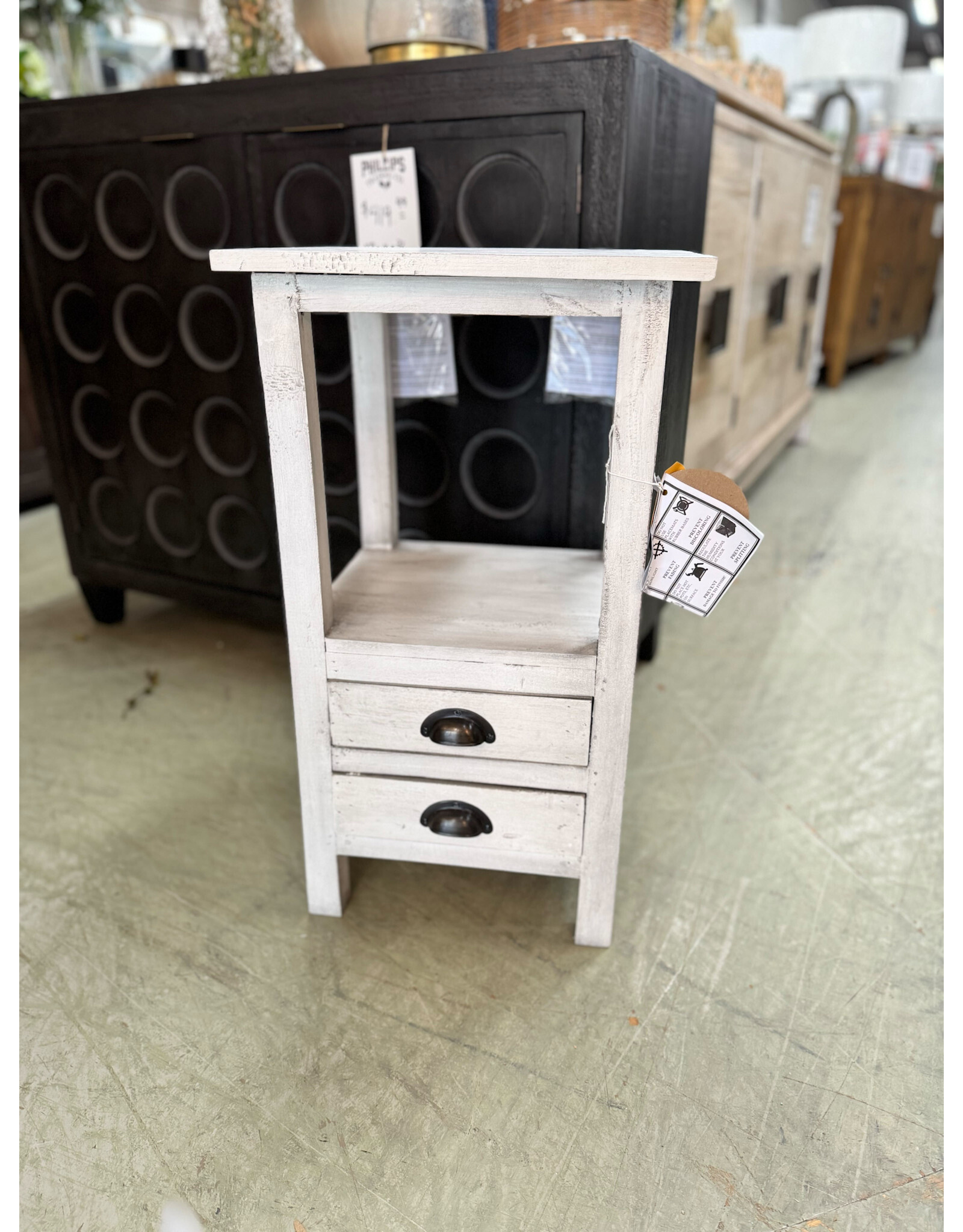 TAB260 New Wellington Nightstand