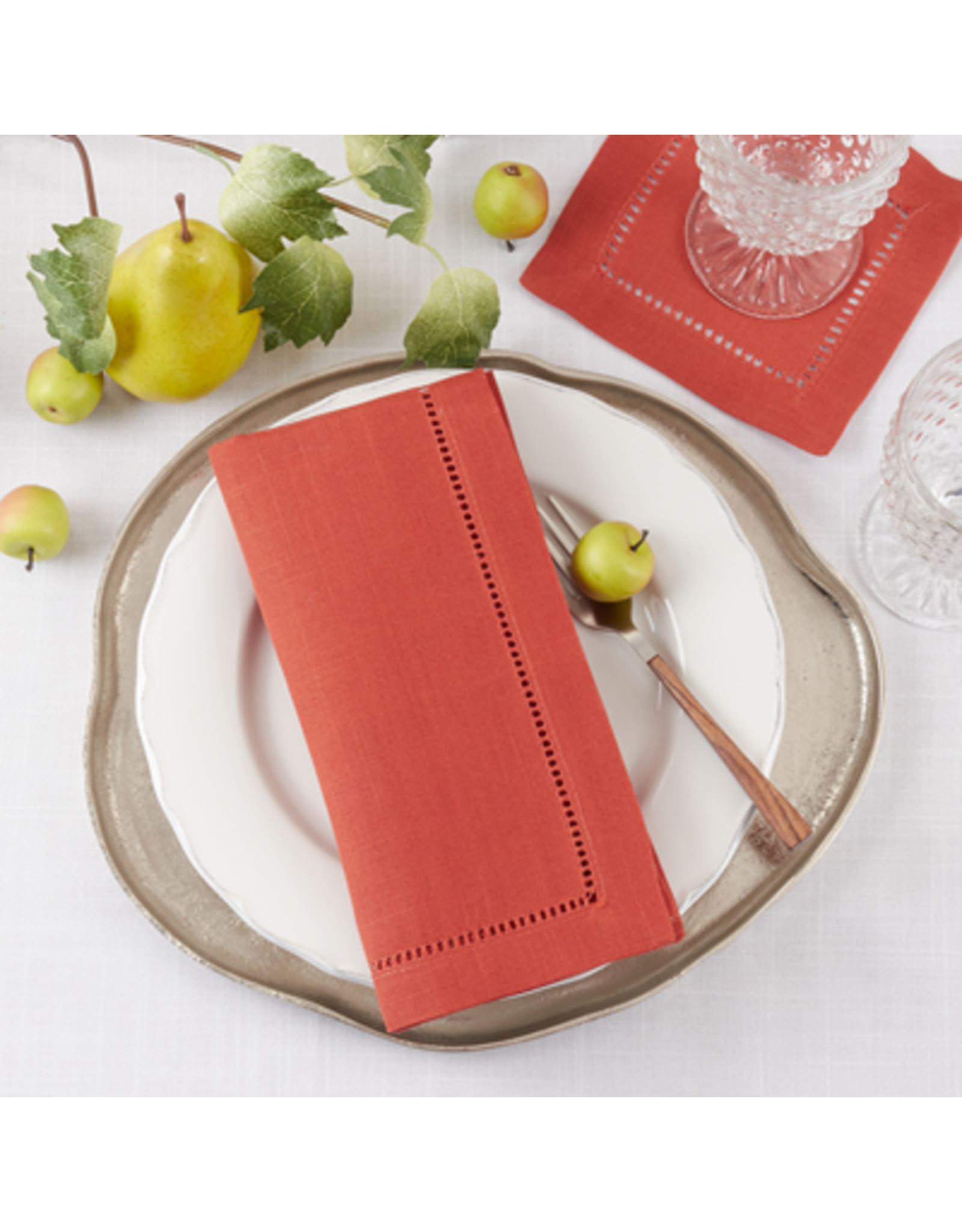 Hemstitched Border Dinner Napkin