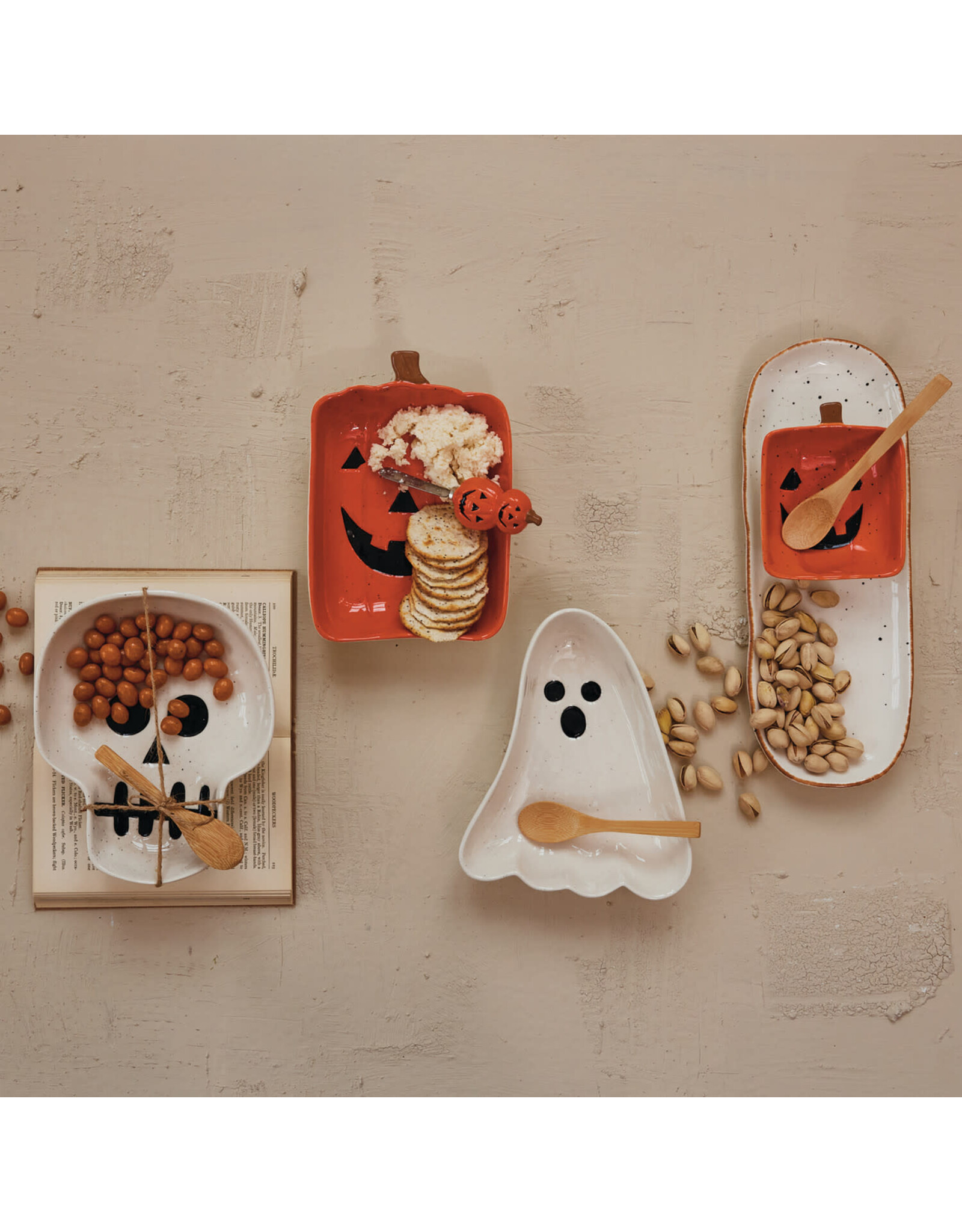 S/2 8"Lx6-1/2"WStoneware Ghost Shaped Plate w Bamboo Spoon