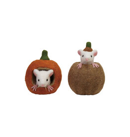 4" Rd x 5-1/2"H Faux Wool Felt Pumpkin w Mouse, 2 Asst.