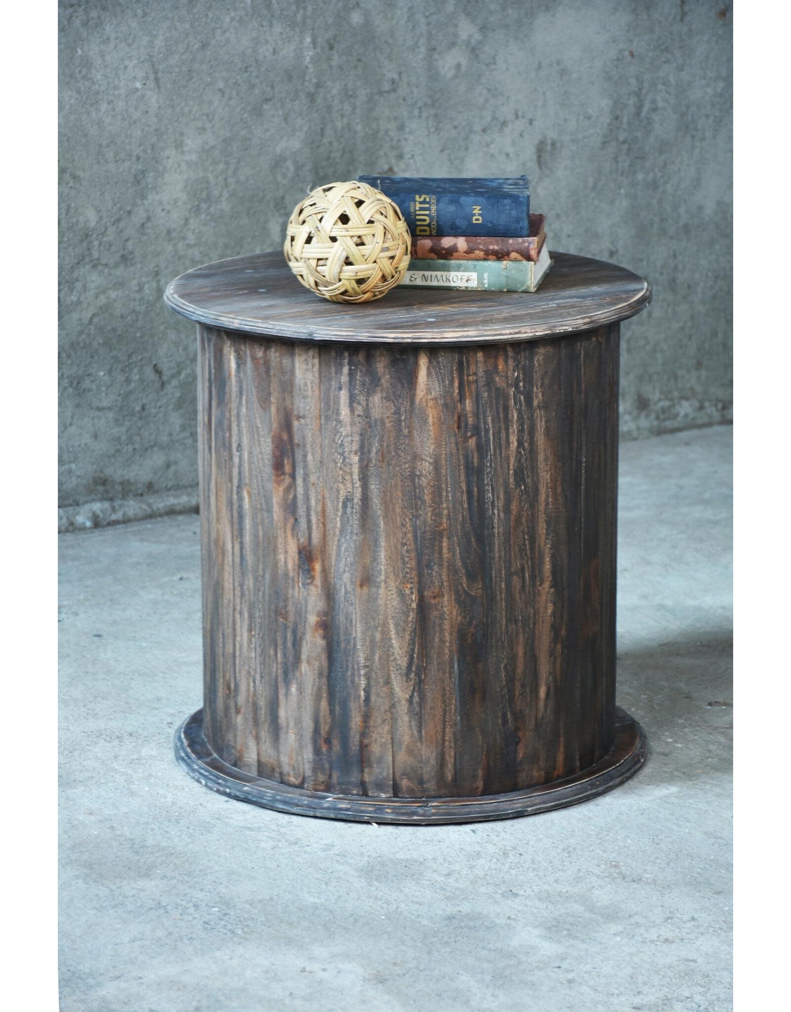 TAB311 Sailors End Table 21.2x21.2x22.5"H