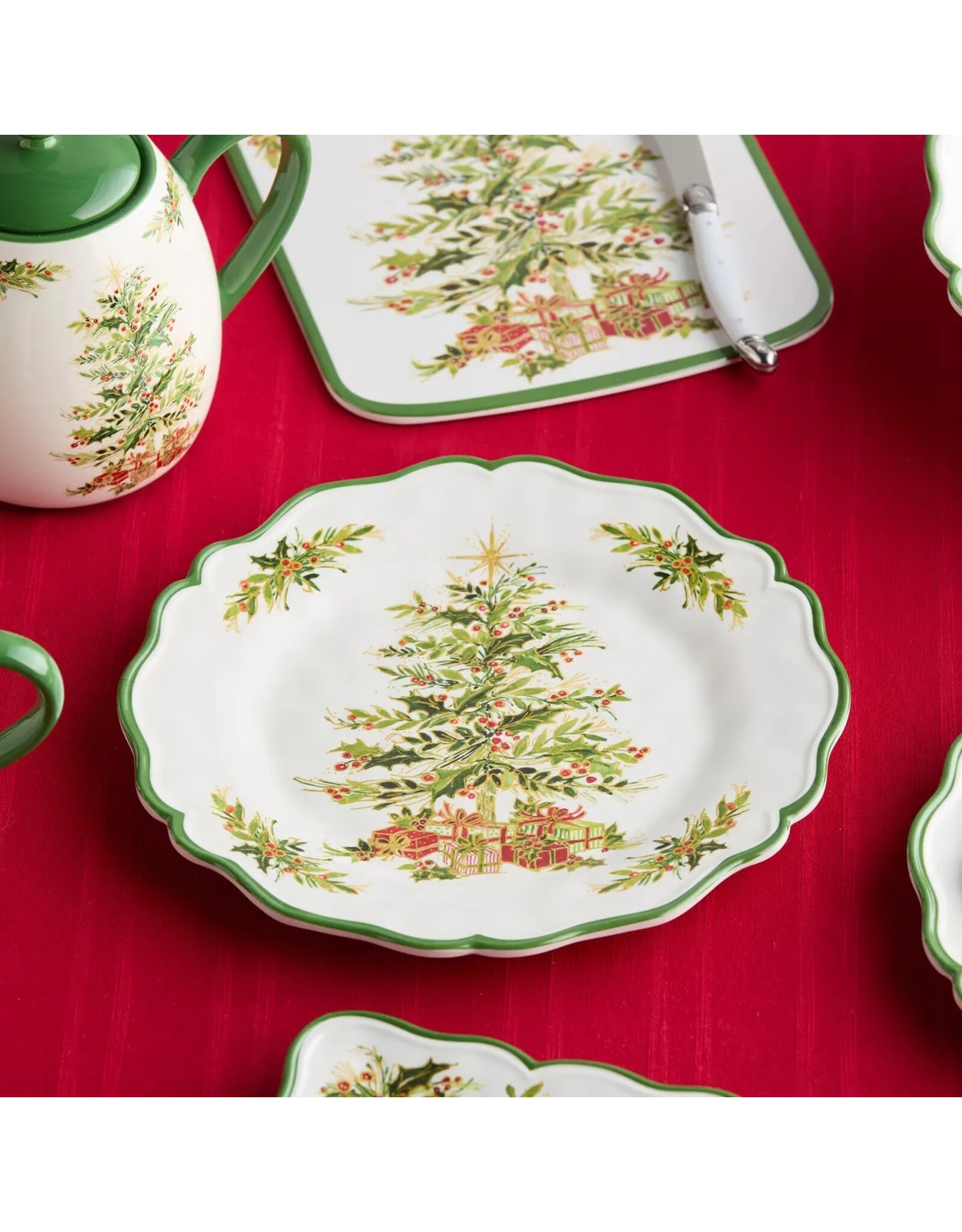 Holly Tree Dinner Plate 11in 21600