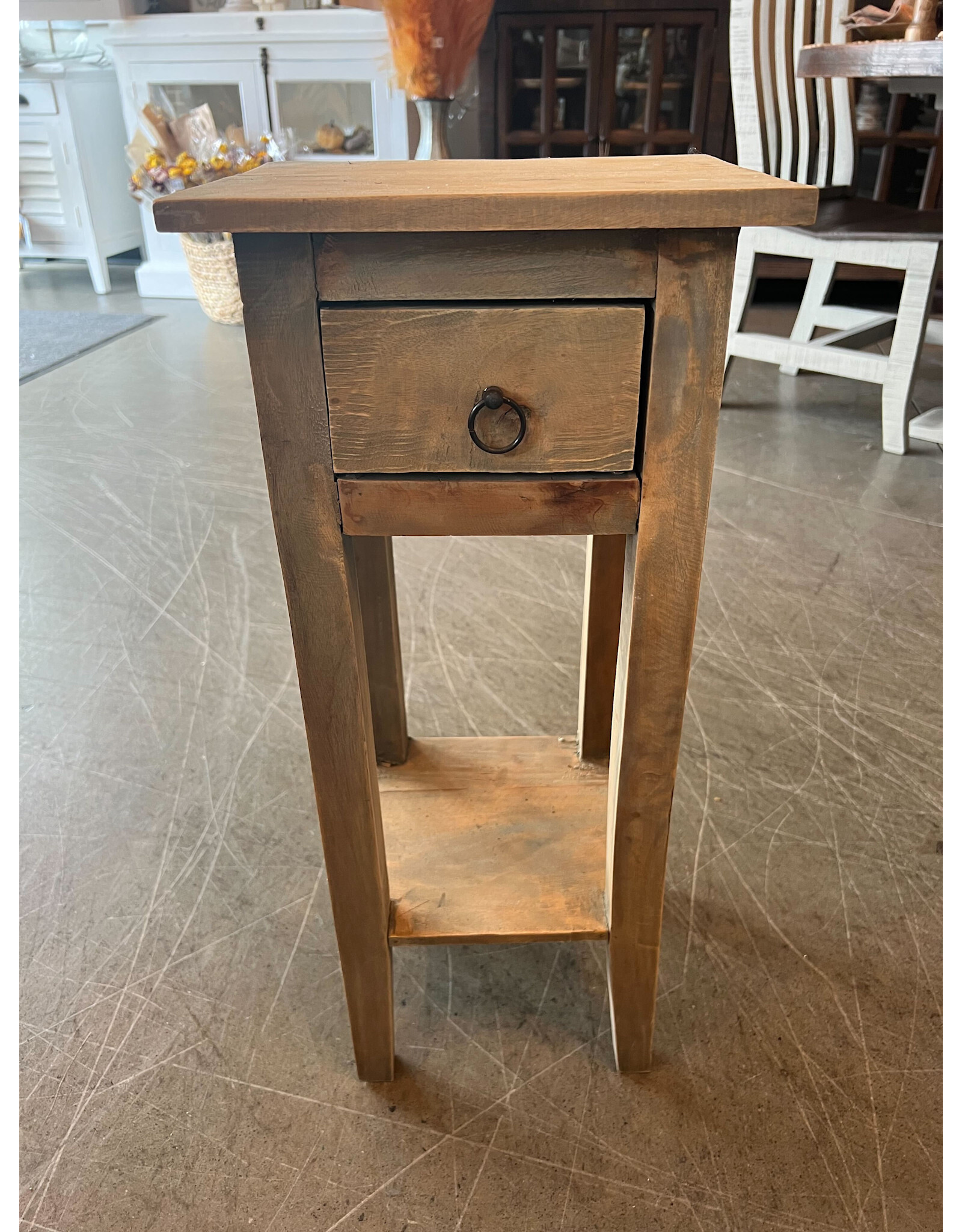 TAB1792 Side Table 11.5Wx25.5H