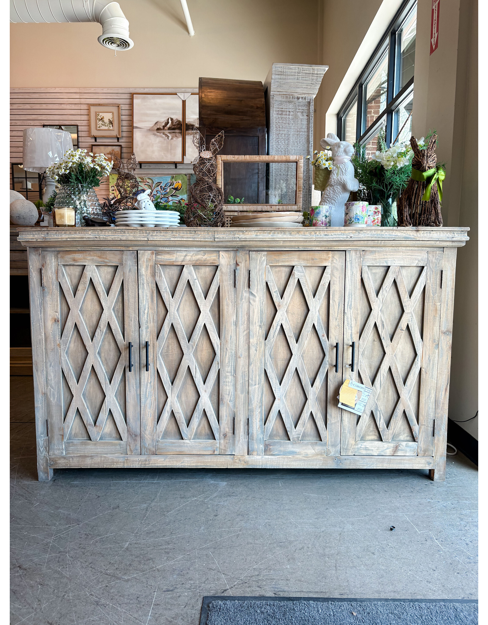 CAB628 Augusta Credenza 66.5x15.7x39.3"H