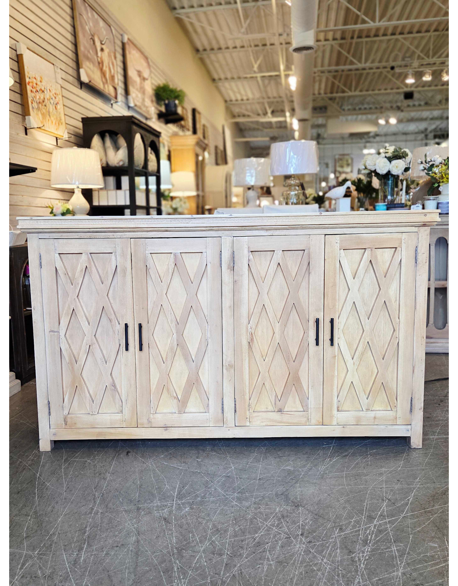 CAB628 Augusta Credenza 66.5x15.7x39.3"H