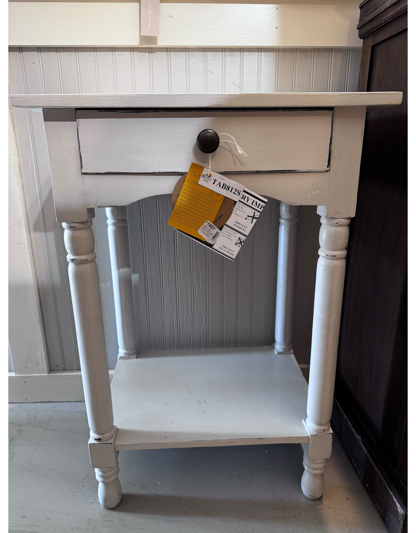 TAB812 End Table 1drw w/RG 20.8x15.3x29.8"H