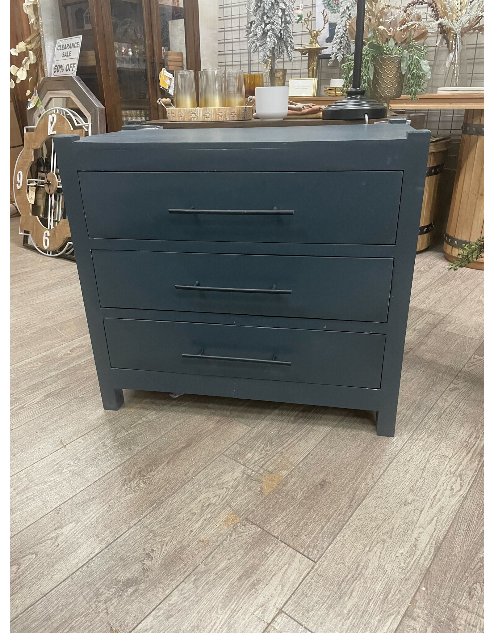 TAB391 Bridgeport Accent Table 3drw w/RG 34.2x18.1x31.2"H