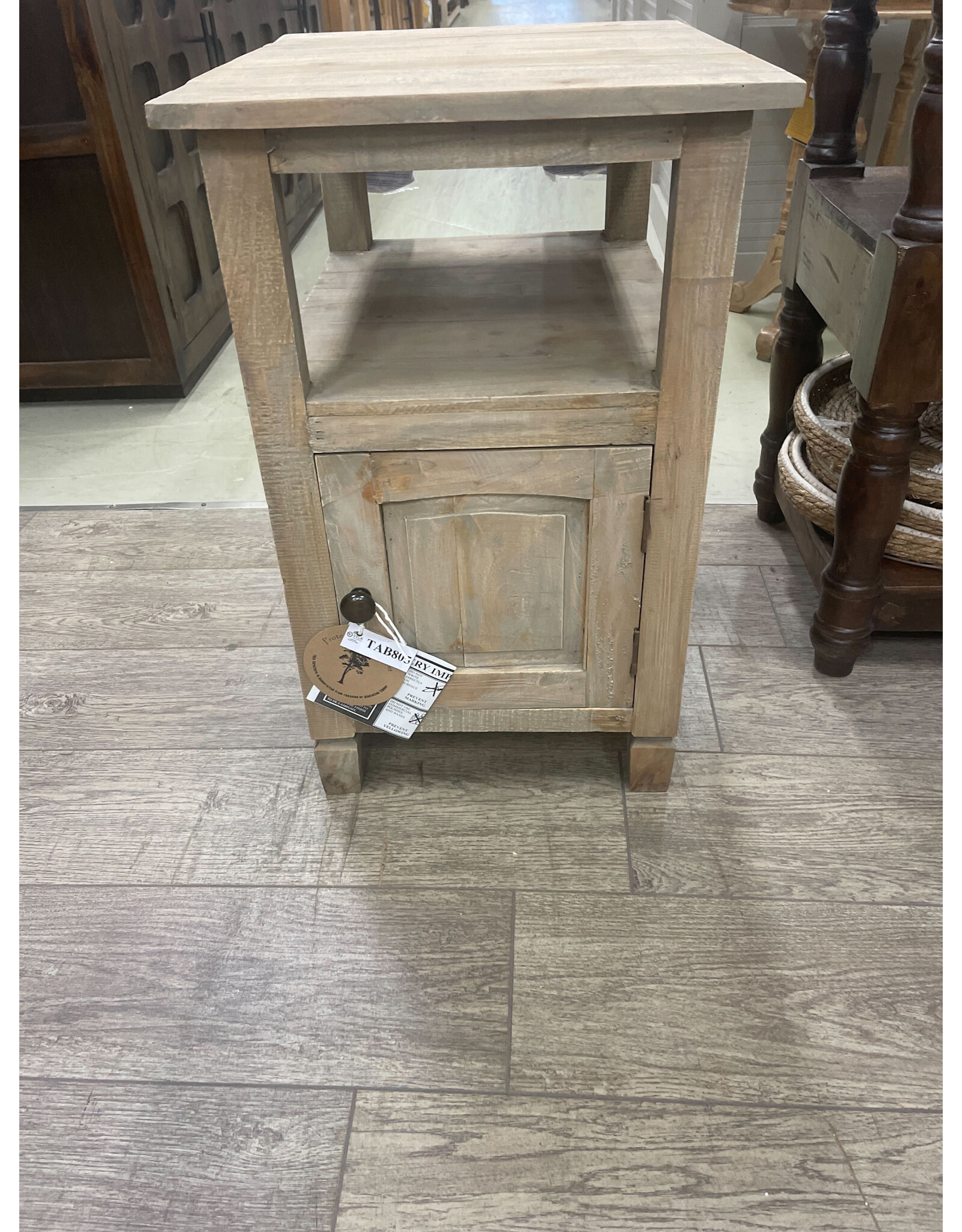 TAB805 End Table 1dr & Storage 16.2x20.5x25.4"H